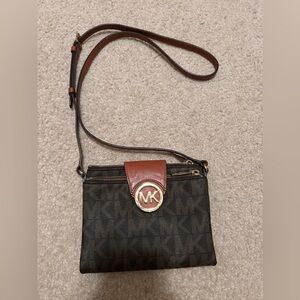 Michael Kors Crossbody